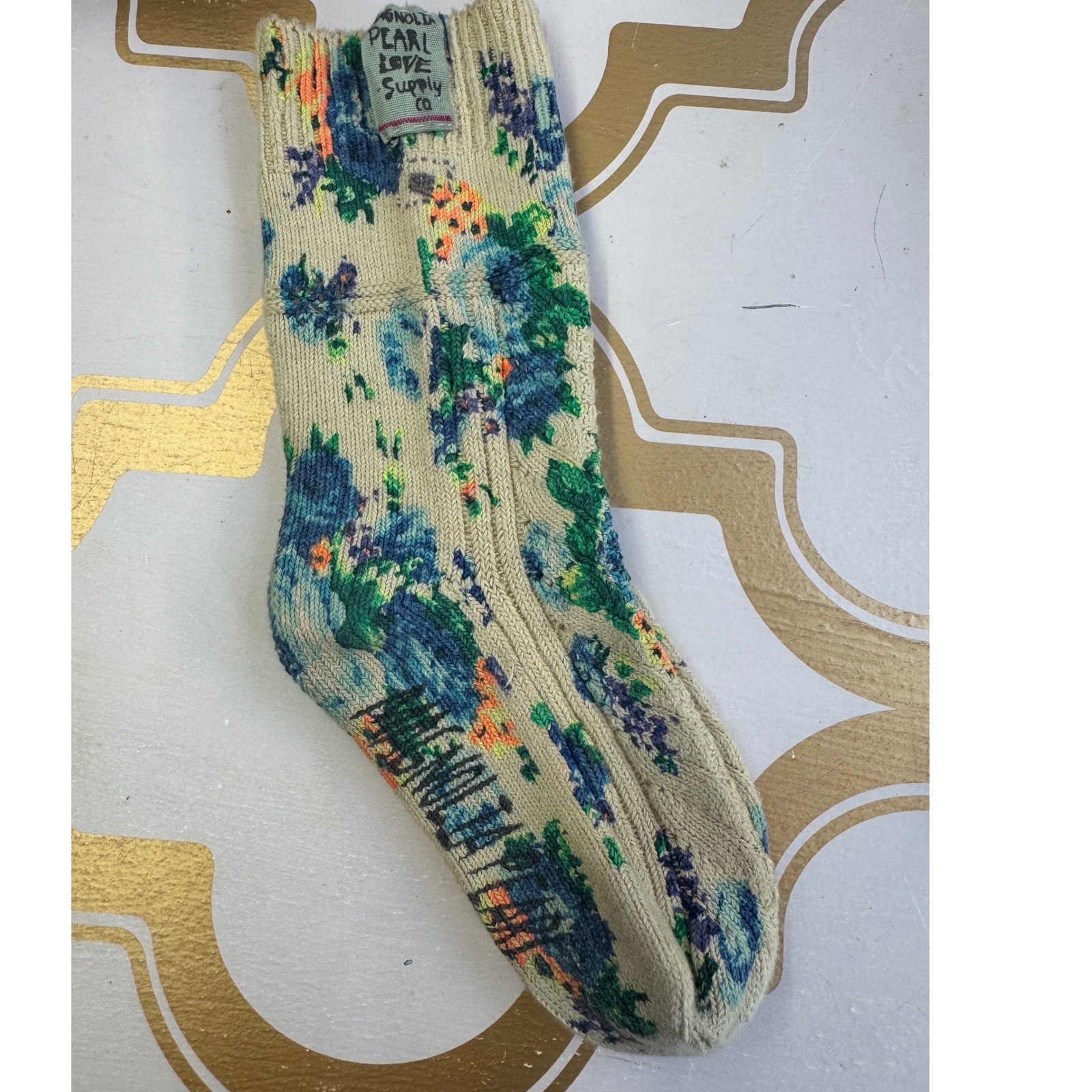 Magnolia Pearl Floral Cotton Knit Crew Socks With Blue & Orange Flowers Nwt